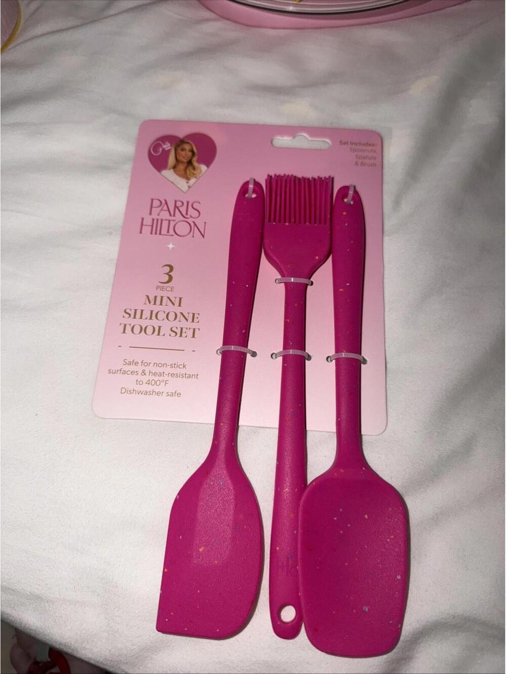 NWT PARIS HILTON 3 Piece Mini Silicone Tool Set Pink Nonstick Baking Set RARE